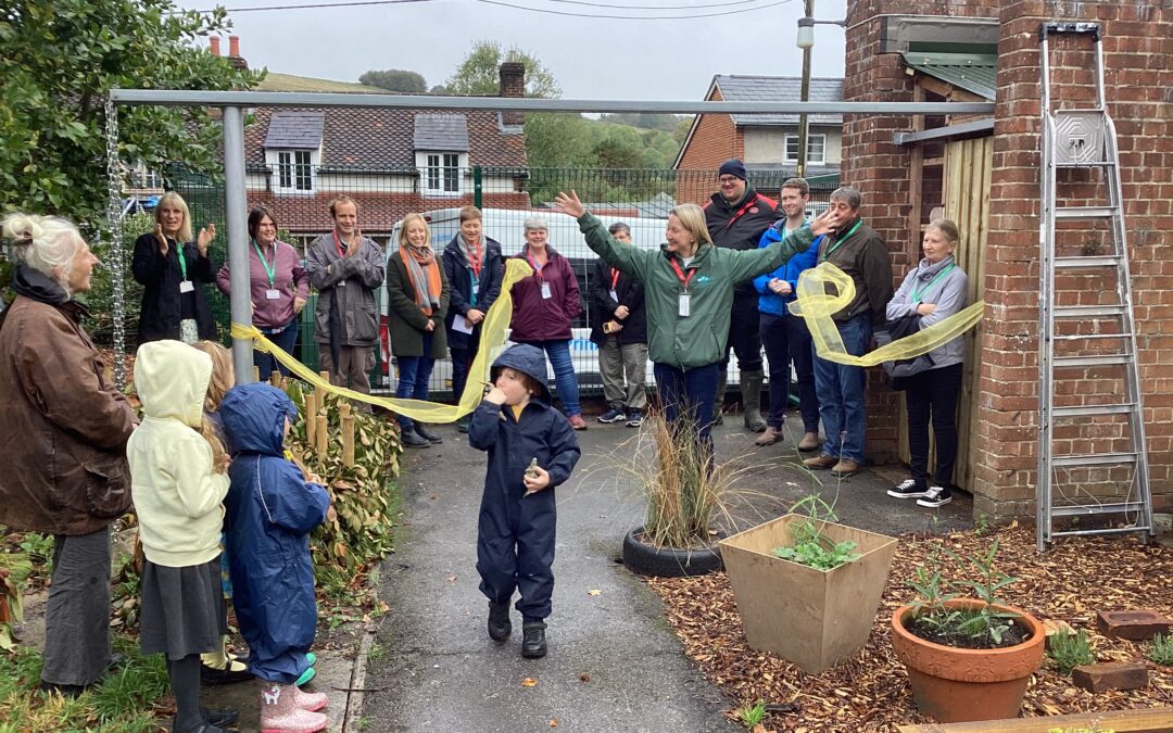 Community transform derelict space into a beautiful ‘Rain Garden’
